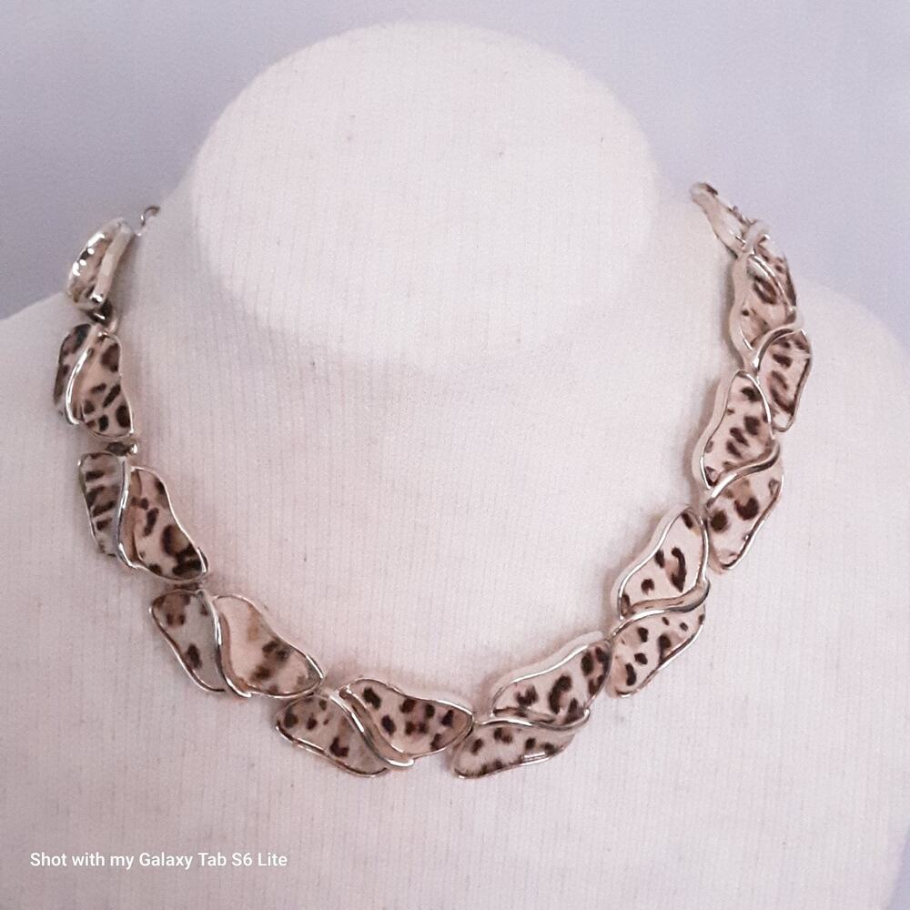 💎Gold Tone Choker Necklace Animal Print Cow Hide Chain Links Hook Clasp